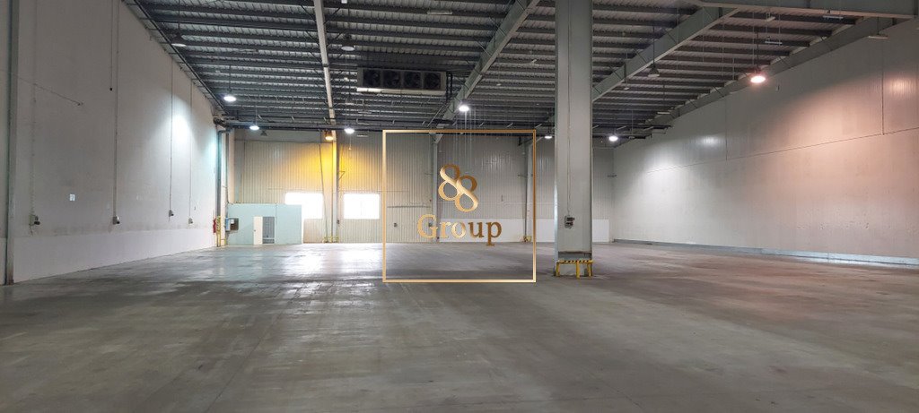 Magazyn 2050 m² w Broniszach (wysokość 8m, 5 doków) Bronisze  2 050m2 Foto 1