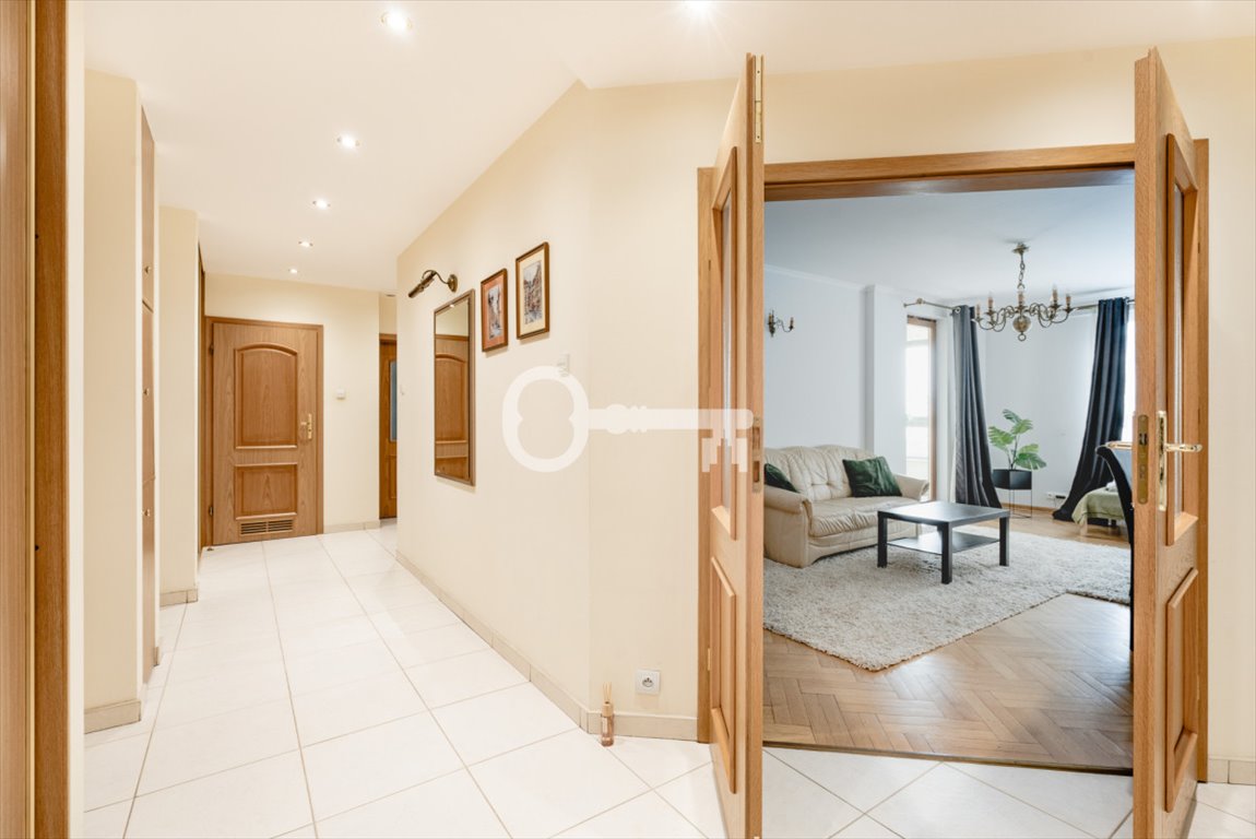 Przestronne 117 m² z 4 pokojami, garaż, blisko centrum Warszawa, Śródmieście, Zygmunta Słomińskiego  117m2 Foto 1