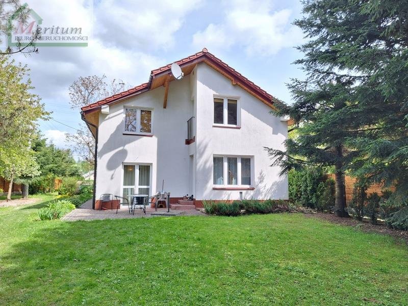 Przestronny dom z ogrodem i altaną, 120 m2, Krosno Krosno, Krosno  120m2 Foto 1