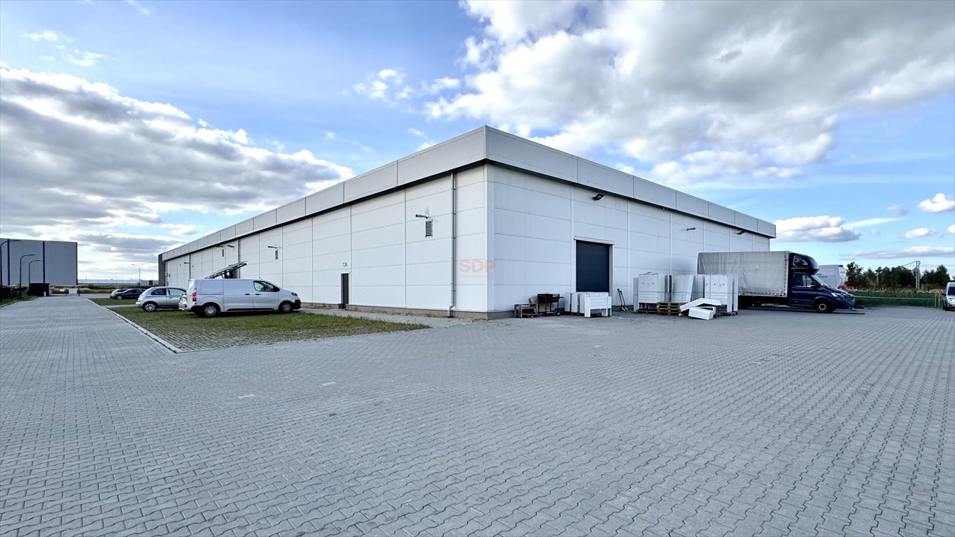 Nowoczesny kompleks przemysłowy z biurem i halą w Krępicach Krępice, Kwiatowa  3 302m2 Foto 1