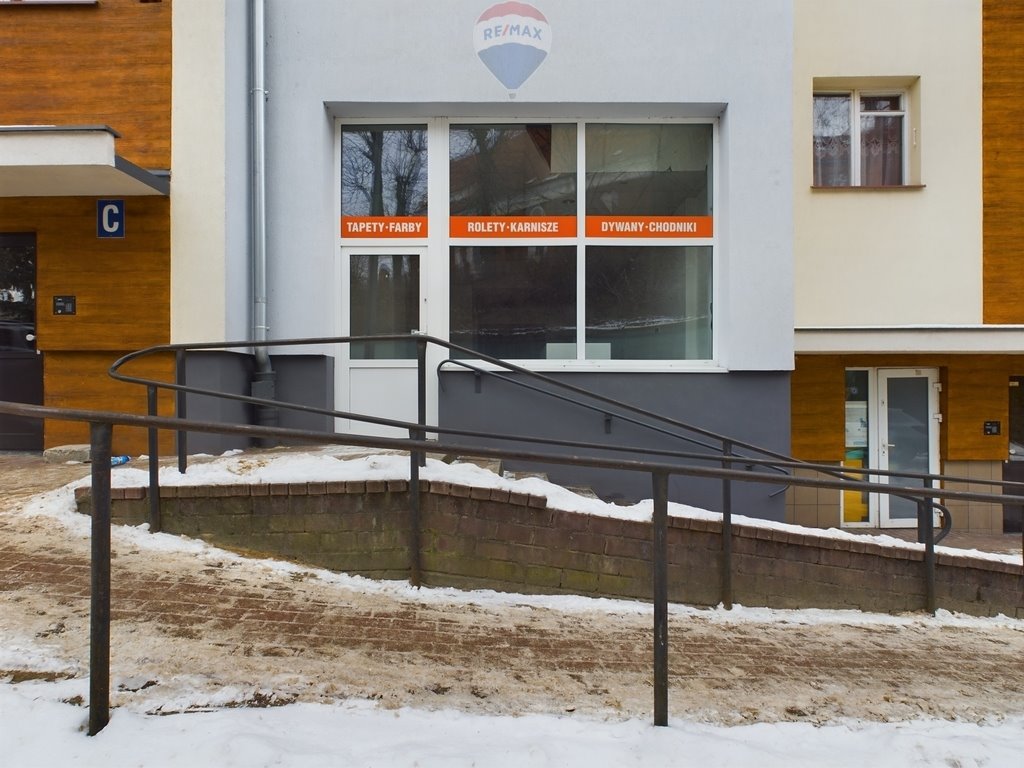 Lokal użytkowy na sprzedaż Dzierzgoń, 1 Maja  66m2 Foto 1