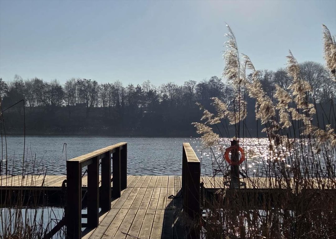 Działka nad jeziorem 1842 m² z linią 27m, prąd, las Dębnica  1 842m2 Foto 1