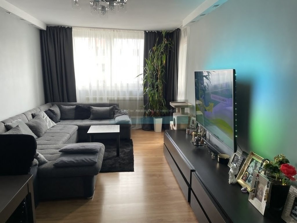 Polecam 3-pokojowe 60 m² na Targówku z balkonem i garderobą Warszawa, Targówek, Mokra  60m2 Foto 1