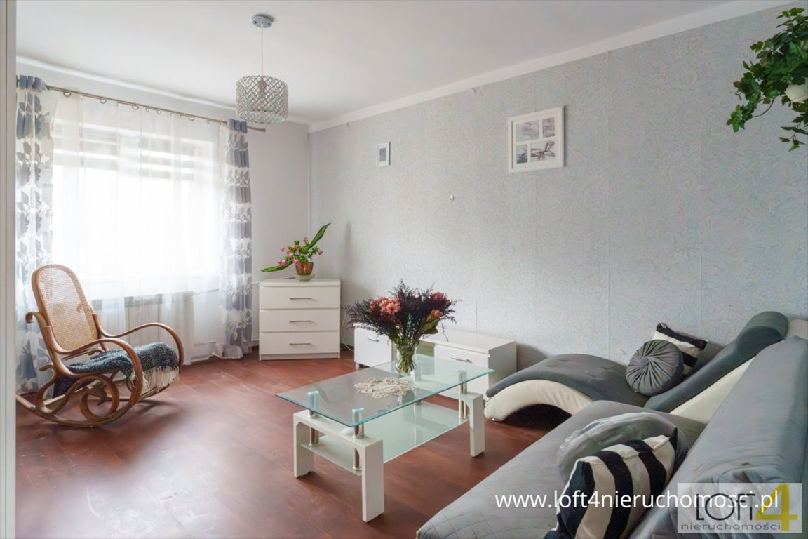 Dom nad jeziorem z dużym potencjałem i prywatną działką Sienna  162m2 Foto 1