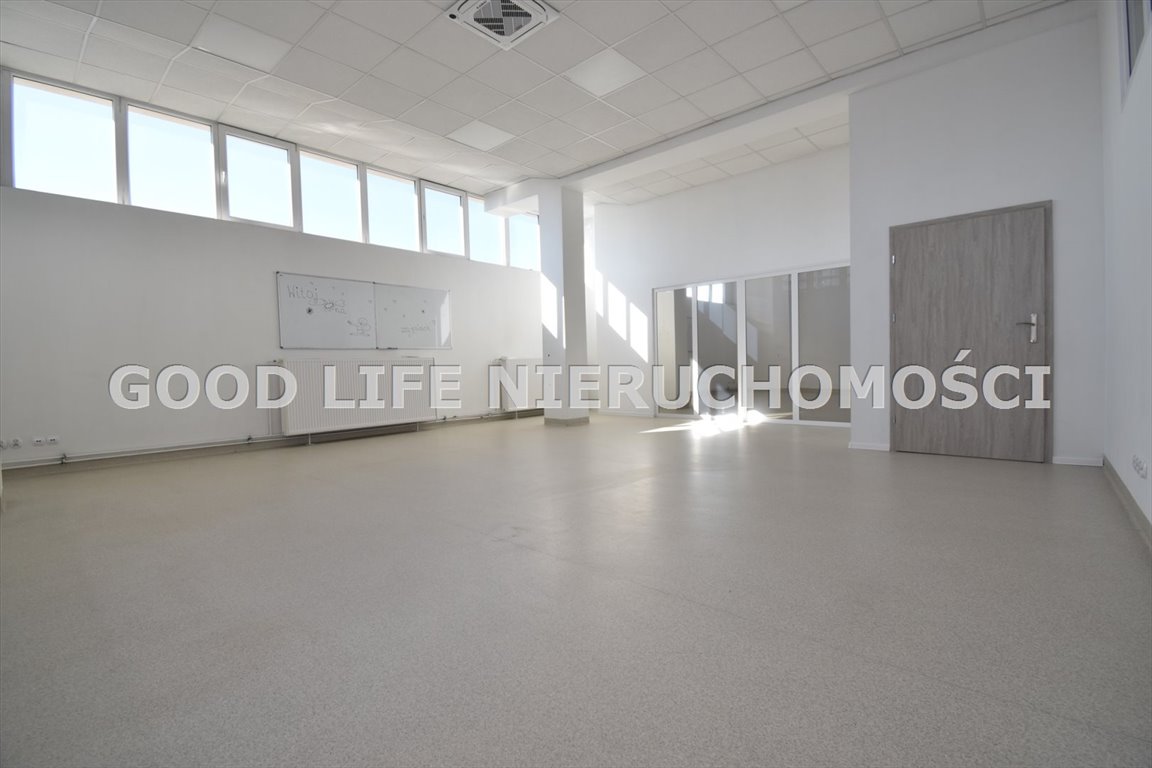 Na wynajem przestronne biuro 140 m² z windą i parkingiem Rzeszów, Hanasiewicza  140m2 Foto 1