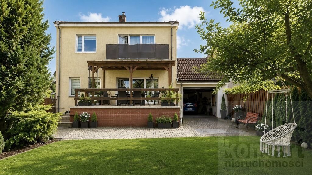 Przestronny dom 293 m² z garażem i biurem - Bezrzecze Szczecin, Bezrzecze, Koralowa  293m2 Foto 1