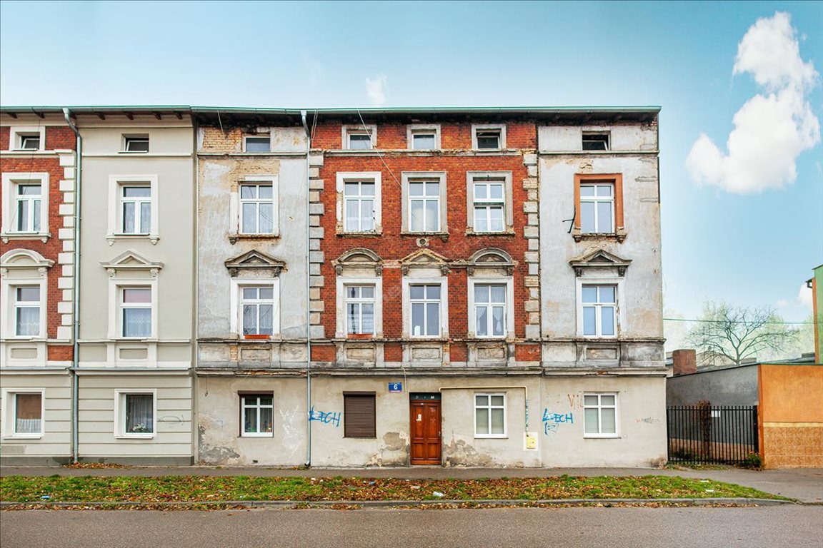 Dom na sprzedaż Inowrocław, Jaśkowskiego  3 350m2 Foto 1
