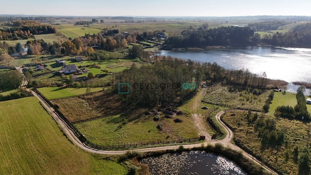 Działka 3 769 m² z dostępem do jeziora i mediami Liski  3 769m2 Foto 1