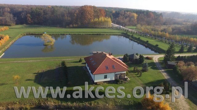 Ekskluzywne siedlisko z dużymi stawami i domem 380 m2 Głosków, Głosków  380m2 Foto 1