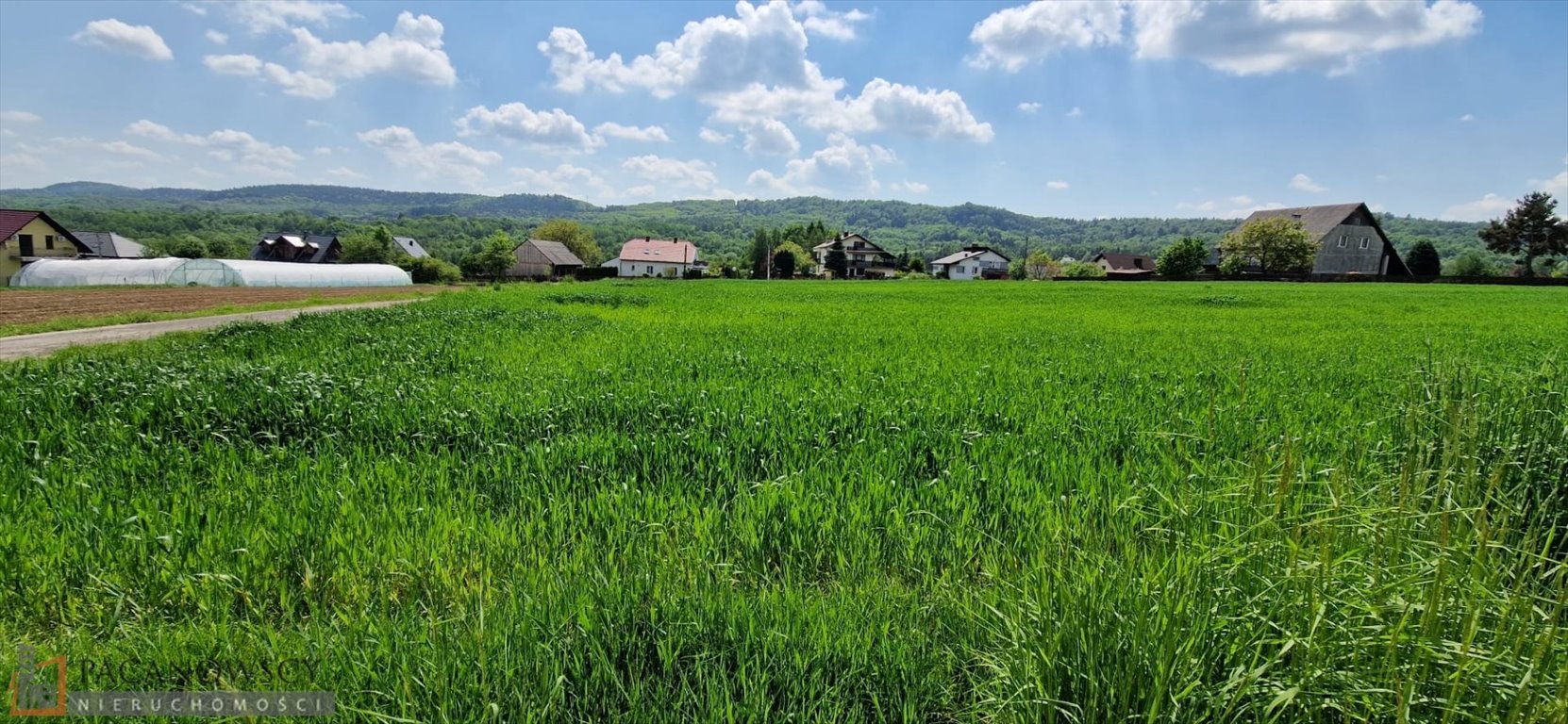 Działka budowlana 30 arów w spokojnej okolicy z mediami Marcyporęba  3 000m2 Foto 1