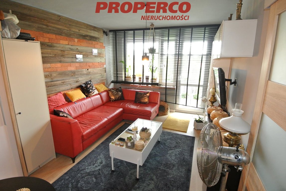 Mieszkanie dwupokojowe na sprzedaż Włoszczowa  44m2 Foto 1