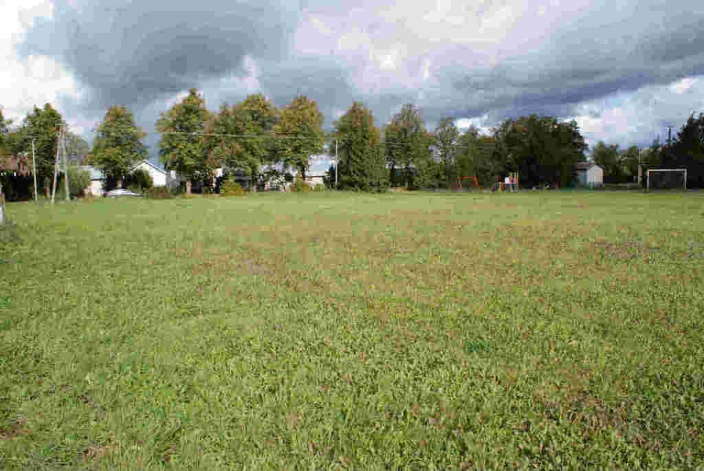 Działka budowlana na sprzedaż Kniewo  1 244m2 Foto 1