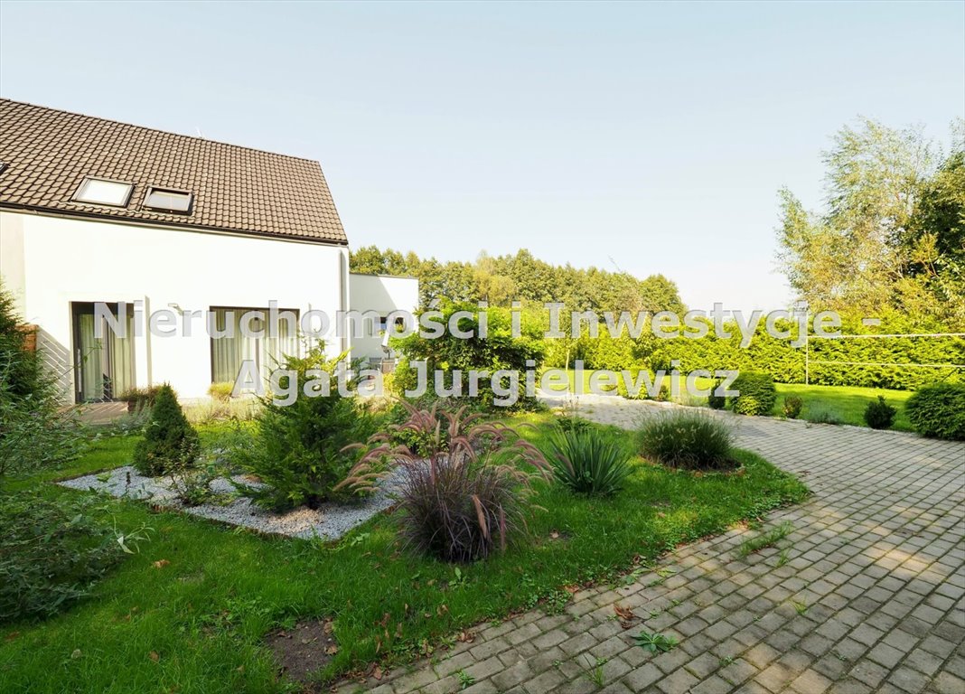 Nowoczesny bliźniak 125 m2 z piękną działką 925 m2 Ligota Mała  125m2 Foto 1