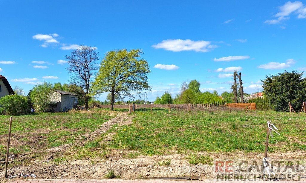 Działka budowlana na sprzedaż Janów  1 020m2 Foto 1