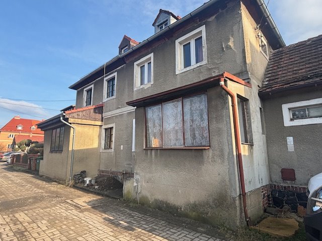 Dom z piwnicą i dużą działką w Lubańiu – idealny dla hobbyści Lubań  95m2 Foto 1