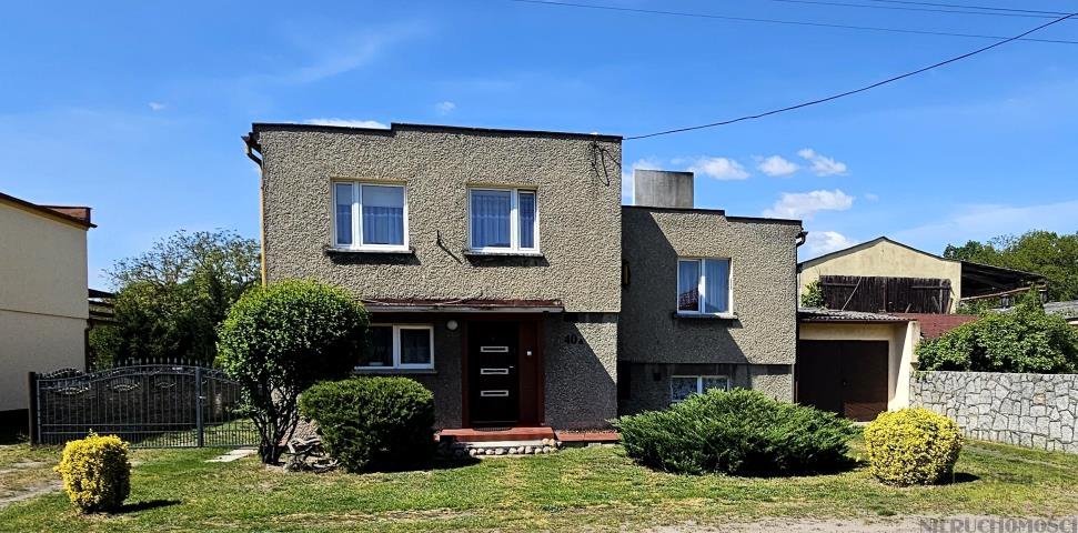 Przestronny dom 150 m2 z ogrodem i garażem w spokojnej okolicy Stara Tuchorza  150m2 Foto 1