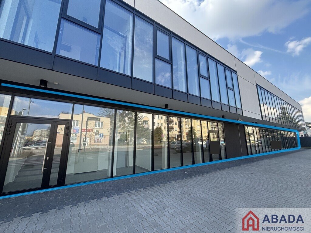Lokal użytkowy na wynajem z dużymi witrynami i parkingiem Piaseczno  250m2 Foto 1