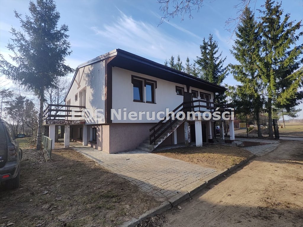 Dom wolnostojący 248 m2 z dużą działką i garażem Grądy  602m2 Foto 1