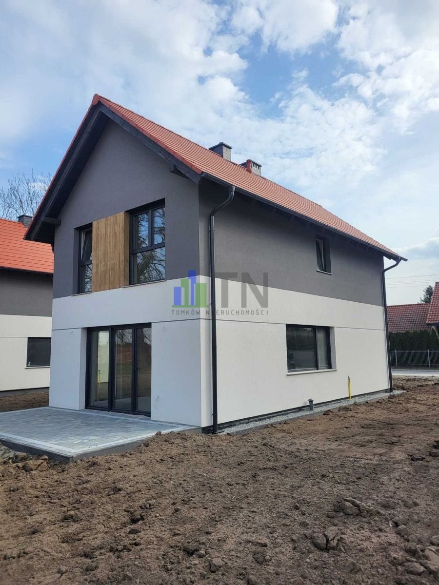 Nowoczesny dom w Wojnowicach, 6 pokoi, stan deweloperski Wojnowice  101m2 Foto 1