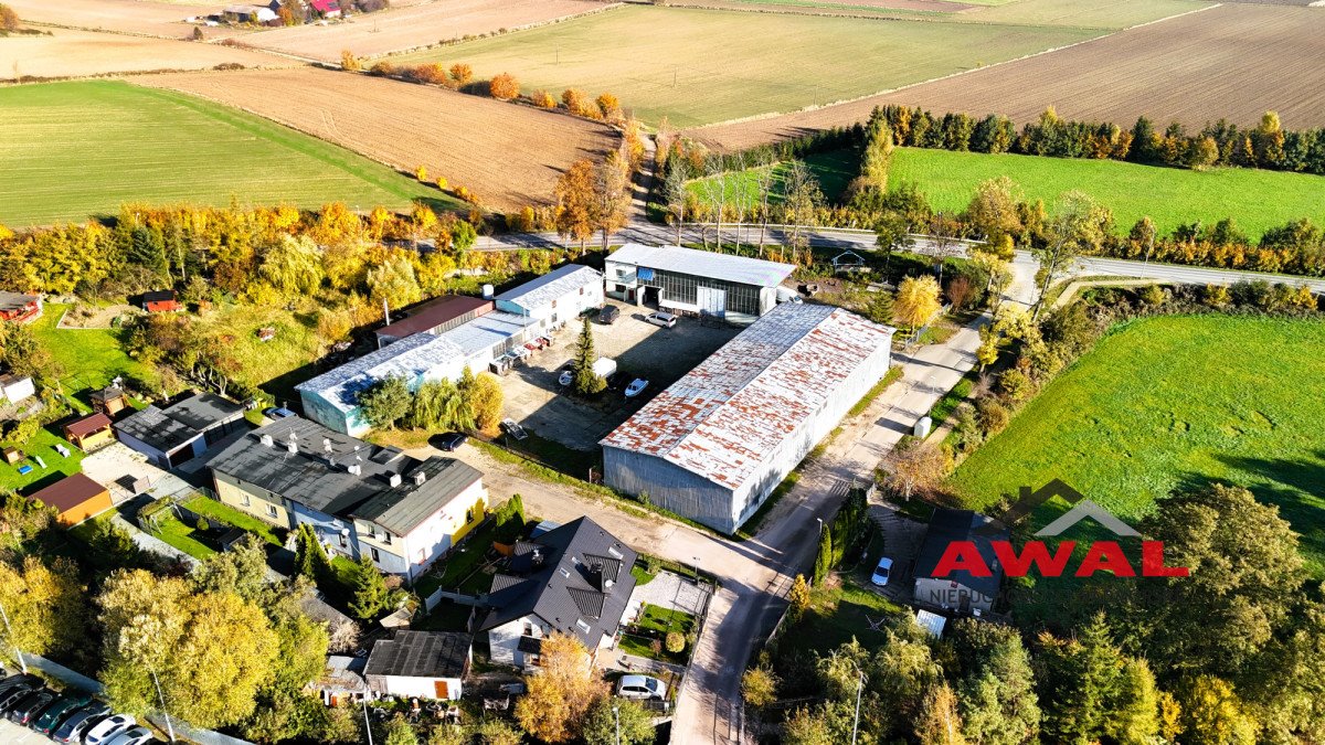Hala produkcyjno-magazynowa 1004 m² z linią wiązarów Zdrada, Mechowska  1 004m2 Foto 1