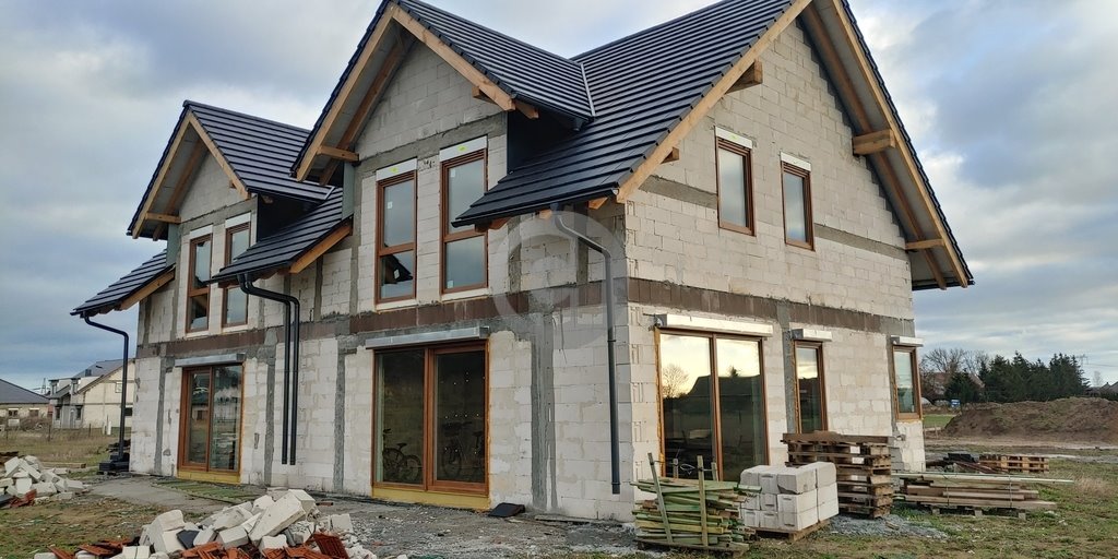 Zapraszam do domu 130 m² z ogrodem w Kłodawie - gotowy do wykończenia Kłodawa  130m2 Foto 1