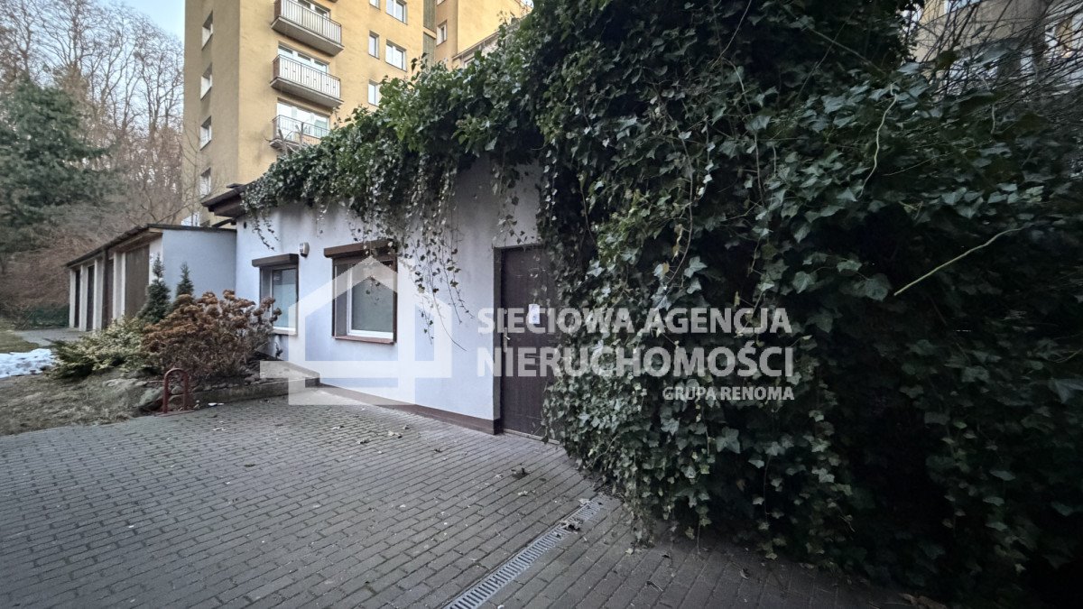 Lokal użytkowy 45m2 z ogródkiem, parking, Śródmieście Gdynia, Śródmieście  45m2 Foto 1