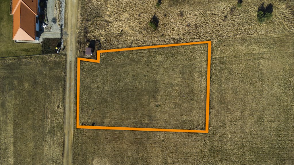 Działka budowlana 1713 m² z mediami, spokój i przyroda Przytok, Fiołkowa  1 713m2 Foto 1