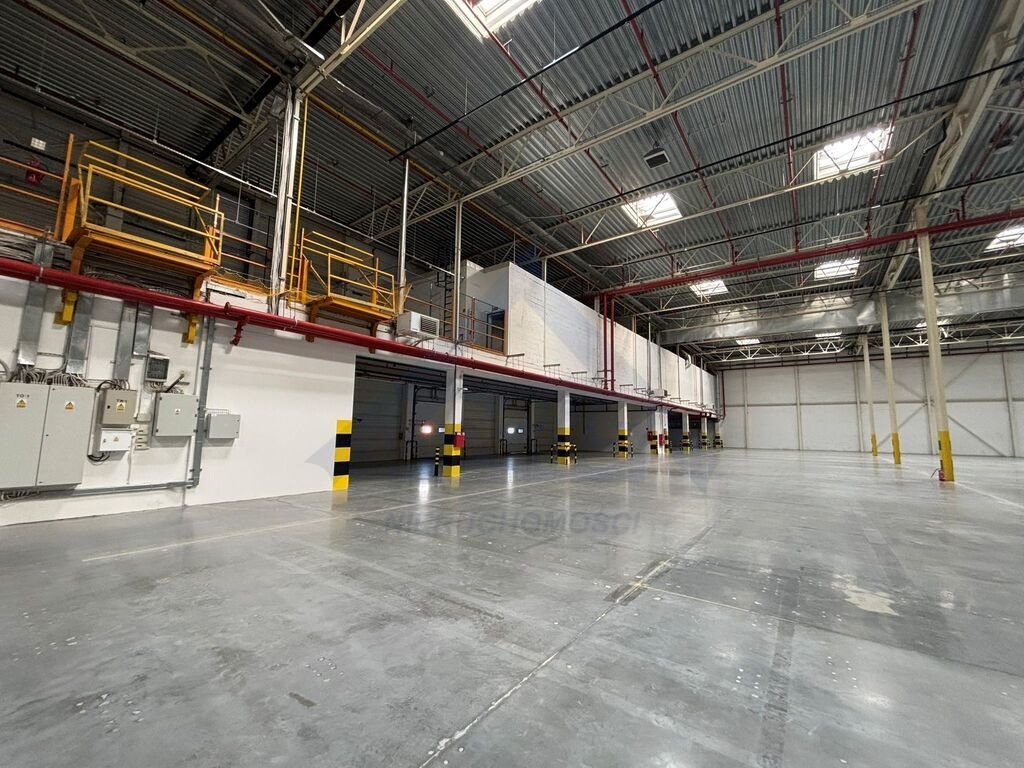 Nowoczesny magazyn 2 012 m² z biurem, monitoring, rampy Piaseczno  2 012m2 Foto 1