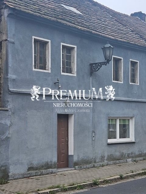 Dom do remontu z potencjałem, 110 m2, ogród i piwnica Uraz, Wołowska  110m2 Foto 1