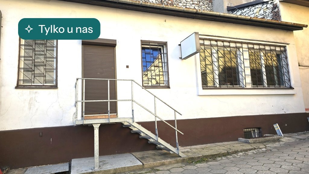 Lokal usługowy 106 m² z miejscem postojowym w centrum Częstochowy. Częstochowa, Stare Miasto, al. Aleja Najświętszej Maryi Panny  106m2 Foto 1