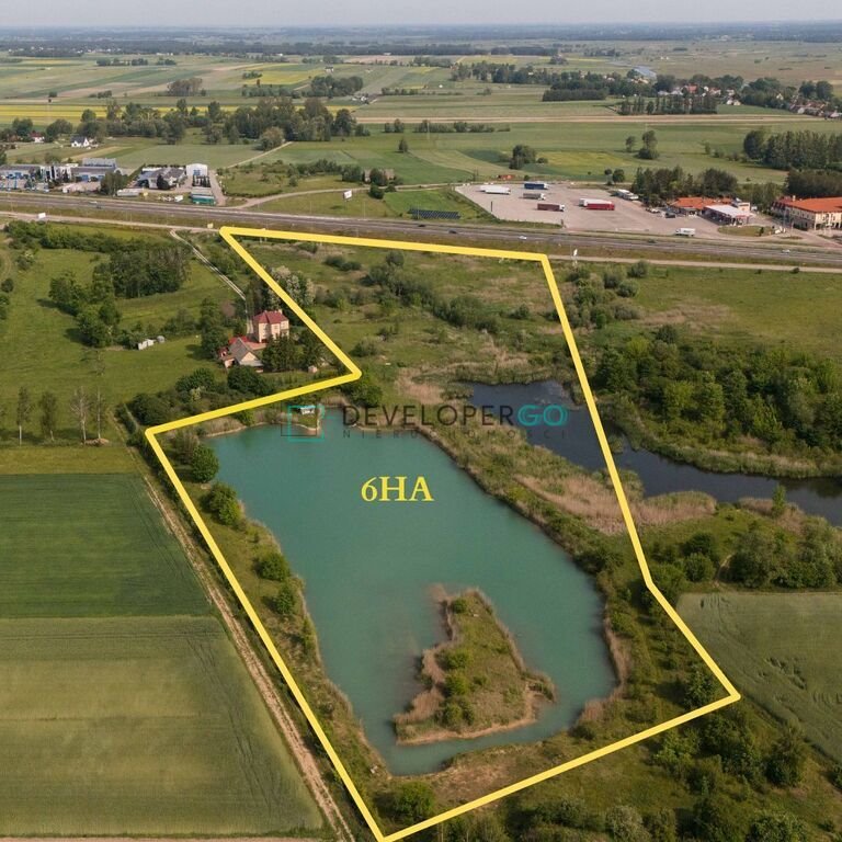 Działki przemysłowo-inwestycyjne z stawem przy S8, 60 735 m² Złotoria  60 735m2 Foto 1