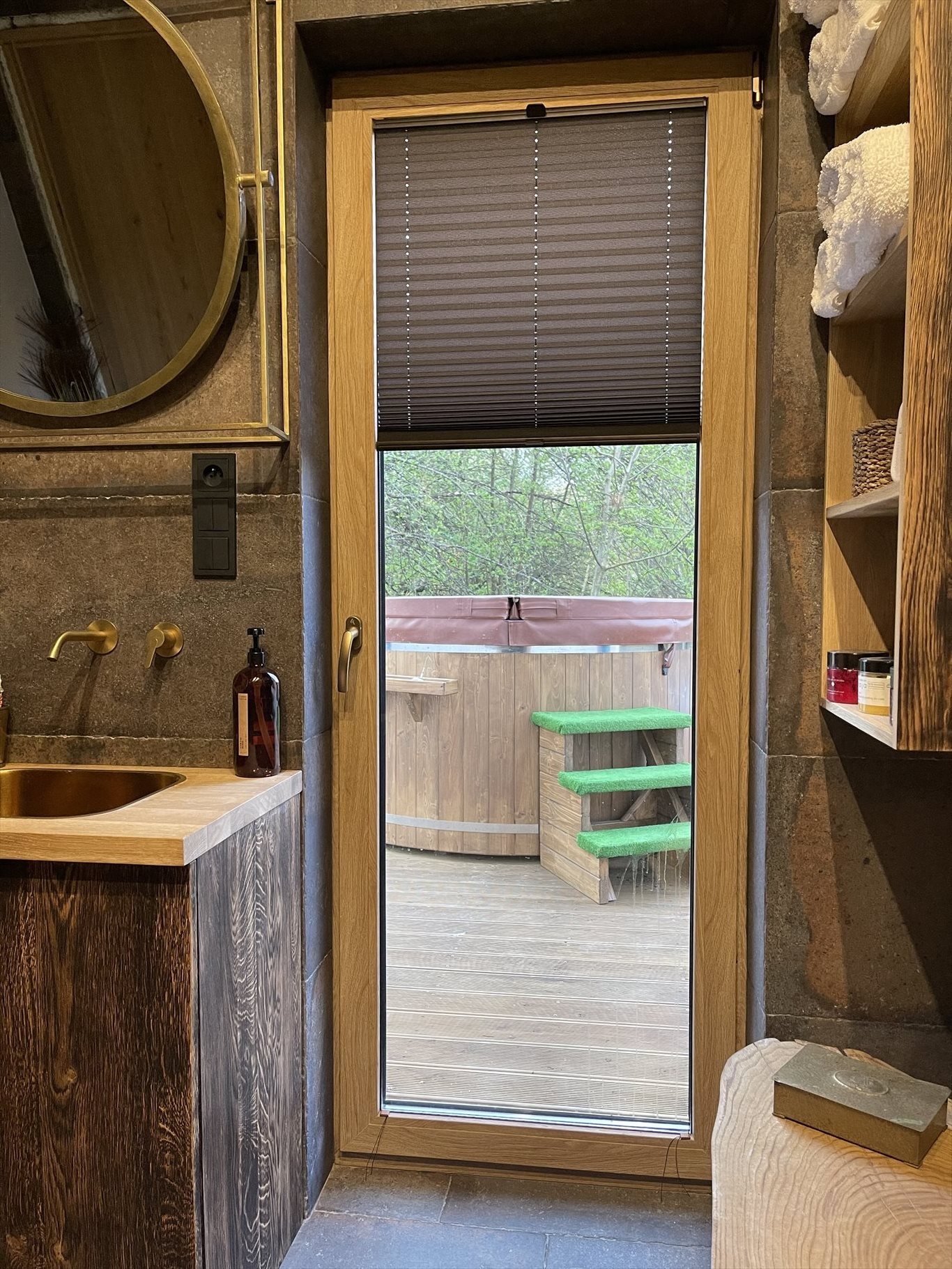 Zapraszam do wynajmu luksusowego domu z prywatną plażą i jacuzzi Kijany, Kijany Kościelne  180m2 Foto 1