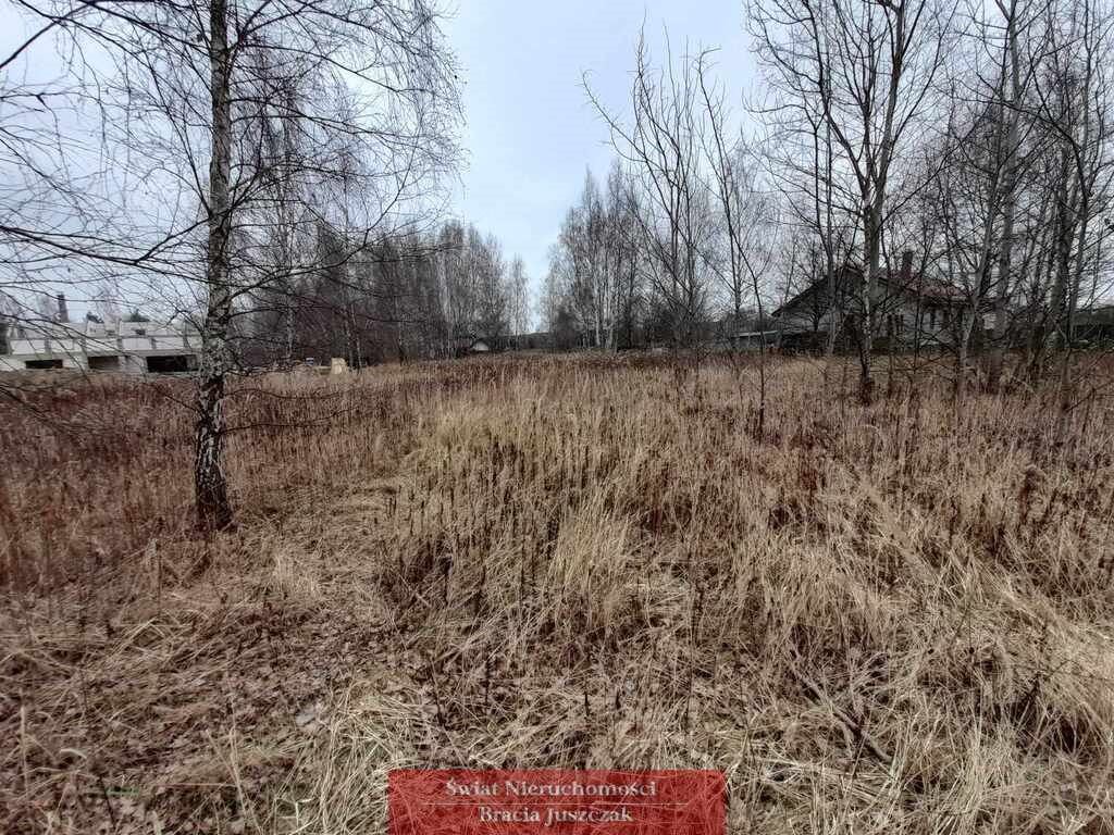 Działka 1301 m² z mediami pod dom w Miłoszycach Miłoszyce  1 301m2 Foto 1
