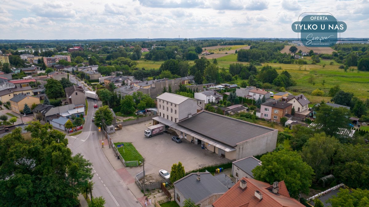 Lokal użytkowy na sprzedaż Stryków, Kolejowa  1 814m2 Foto 1