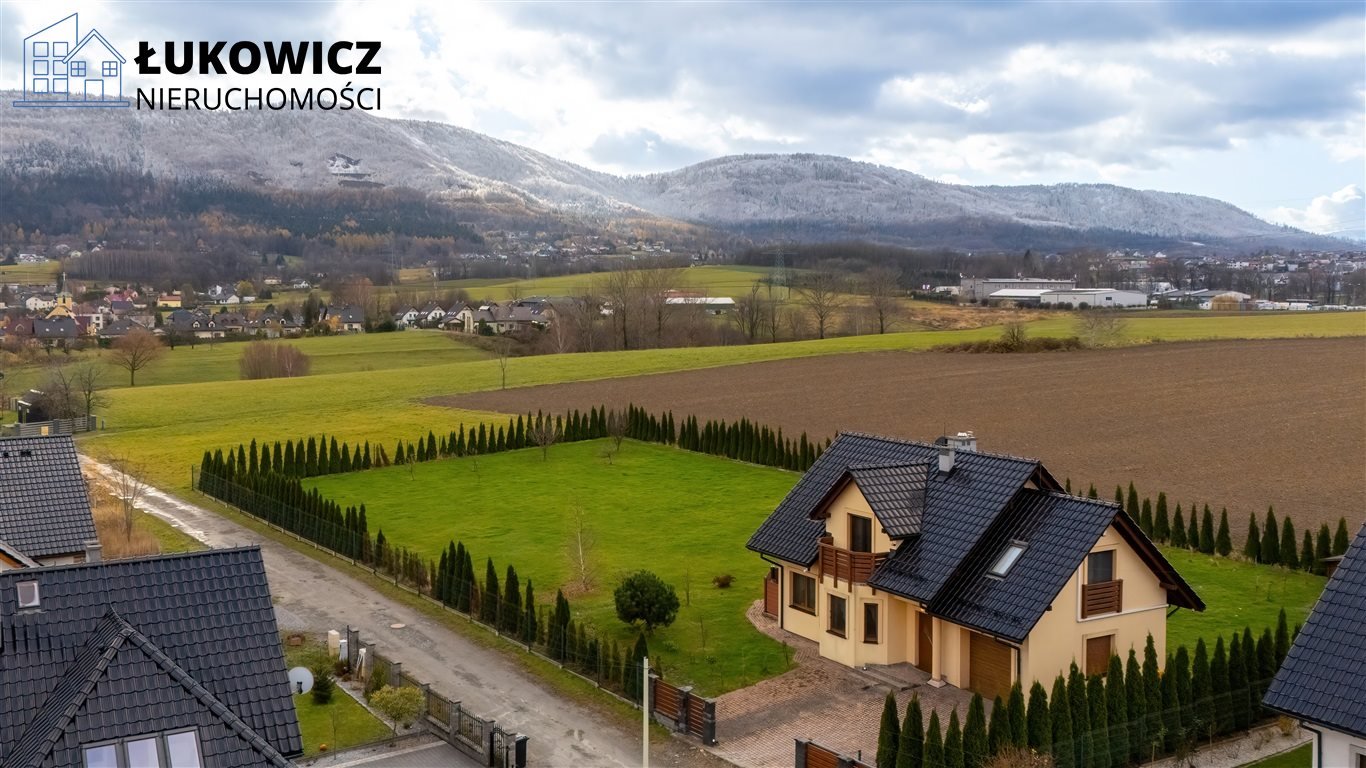 Przestronny dom 130 m² z garażem, tarasem i widokiem na góry Kozy  130m2 Foto 1