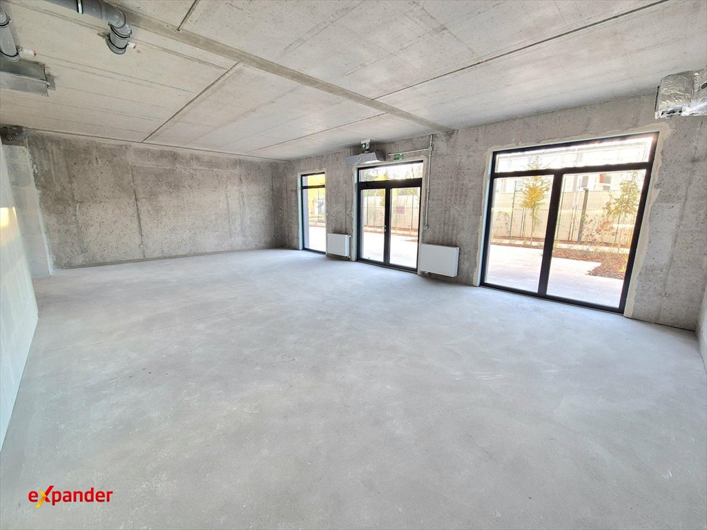 Lokal usługowy 94 m2 z dużą witryną i wysokimi możliwościami Wrocław, Międzyleska  94m2 Foto 1