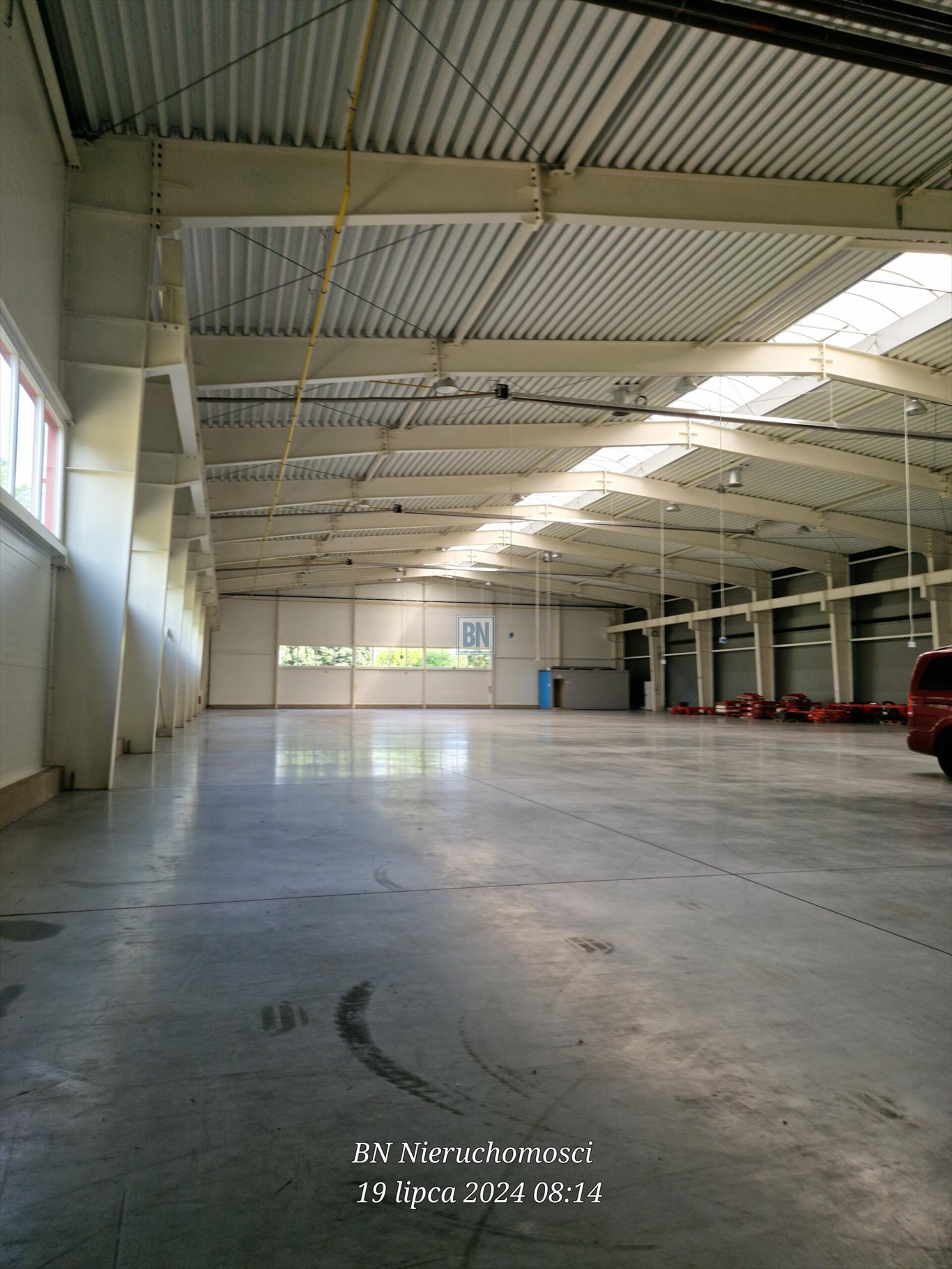 Lokal użytkowy na wynajem Strzelce Opolskie  1 700m2 Foto 1