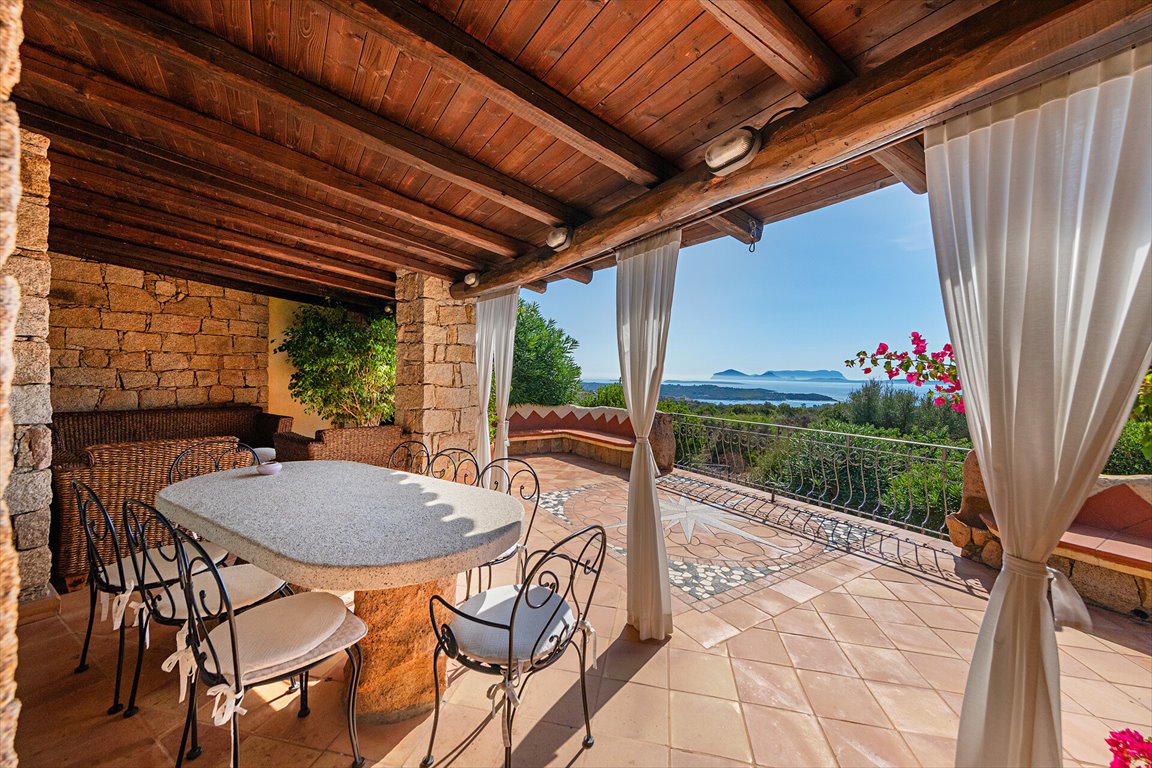 Ekskluzywny dom z panoramicznym widokiem na Cala di Volpe Włochy, Arzachena  150m2 Foto 1