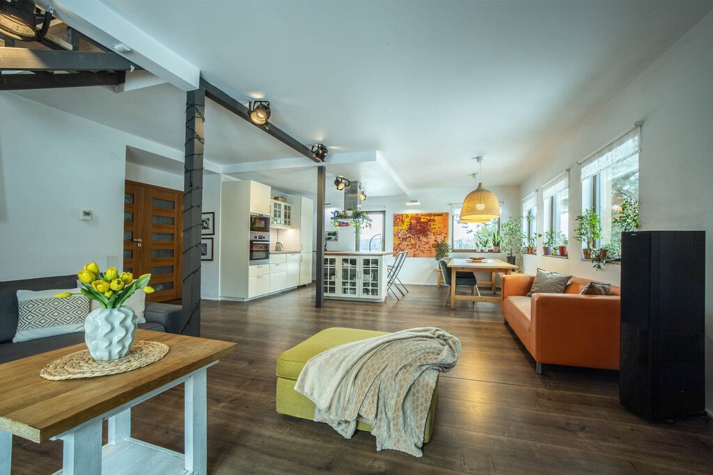 Przestronny dom 200 m² z gabinetem i prywatną łazienką Zgierz  118m2 Foto 1