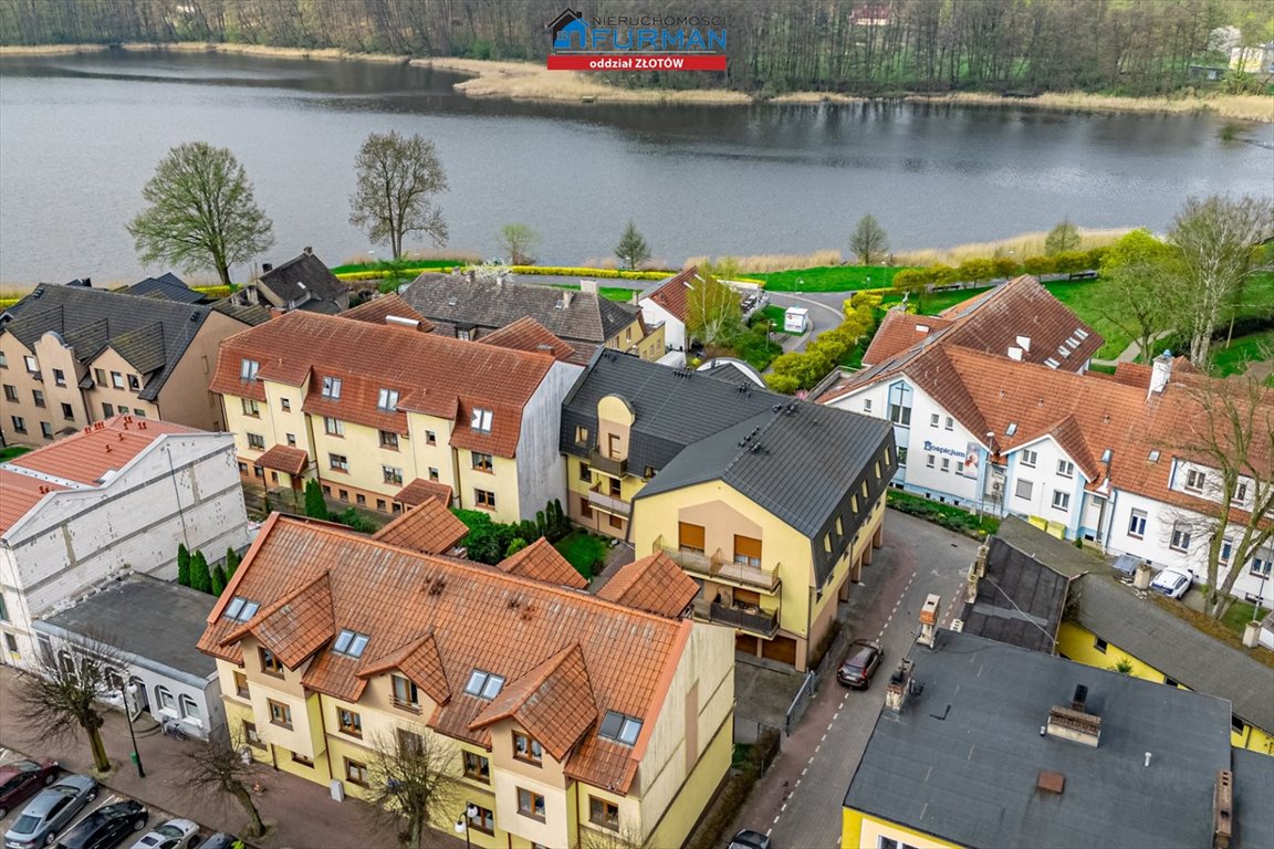 Przestronne 3-pokojowe mieszkanie z widokiem na jezioro i garażem Złotów  79m2 Foto 1