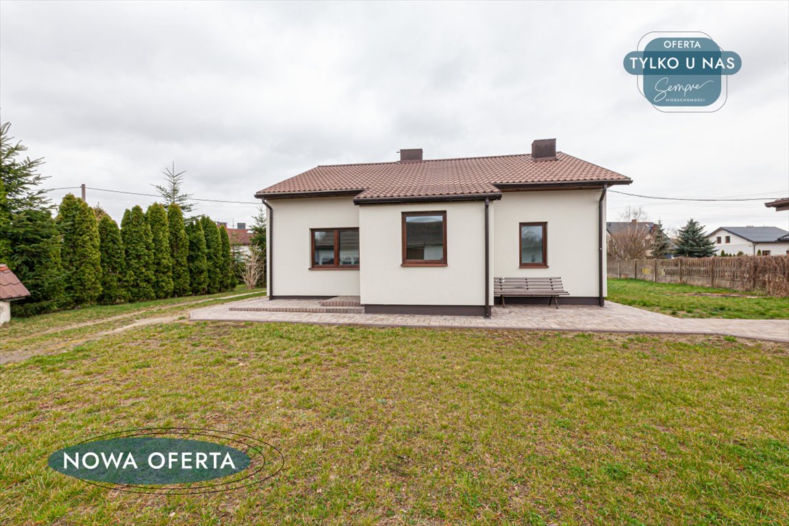 Nowoczesny dom po remoncie z dużą działką i budynkami gospodarczymi Zelów, Leśna  120m2 Foto 1