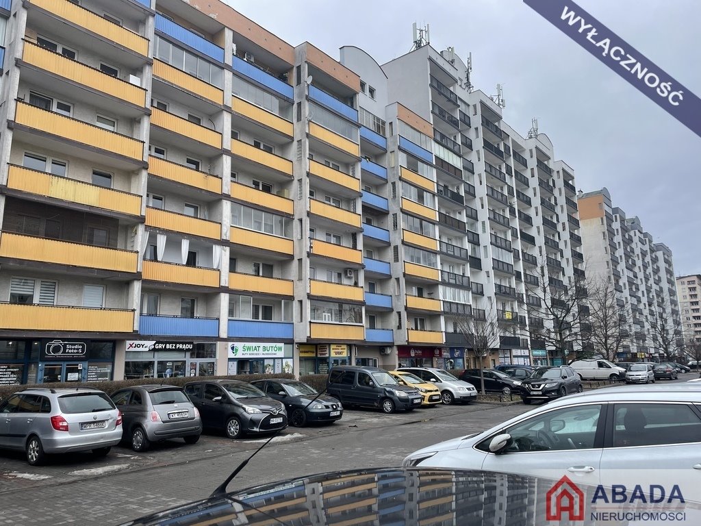 Lokal usługowy 96 m2 z witrynami, duży ruch i parking Warszawa, Białołęka  100m2 Foto 1