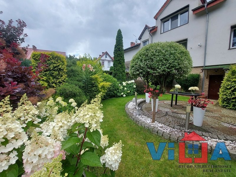 Przestronny dom w zabudowie szeregowej z ogrodem, garażem Zielona Góra, os. Dolina Zielona  242m2 Foto 1