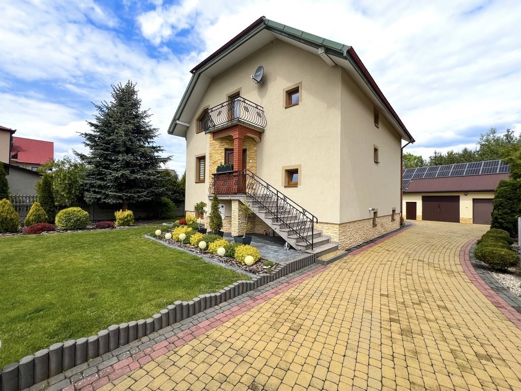 Zapraszam do domu 198 m² w Połańcu z odświeżonym wnętrzem Połaniec  198m2 Foto 1