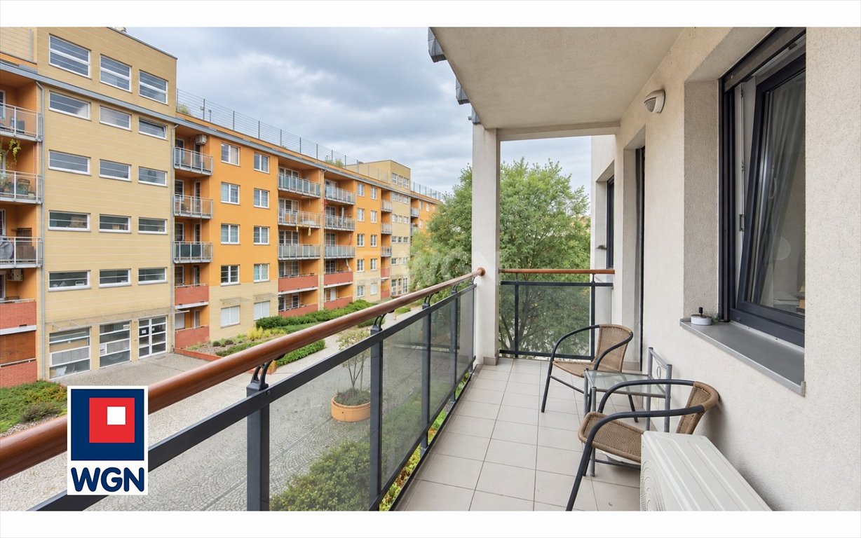 Do sprzedania przestronne 73 m² mieszkanie z balkonem i garażem Wrocław, Opolska  73m2 Foto 1