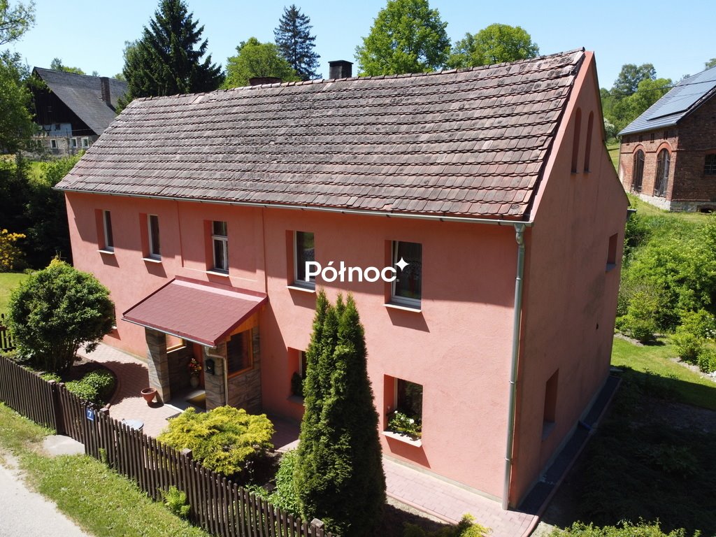 Urokliwy dom 140 m2 z pięknym ogrodem i balkonem Nagórze  140m2 Foto 1