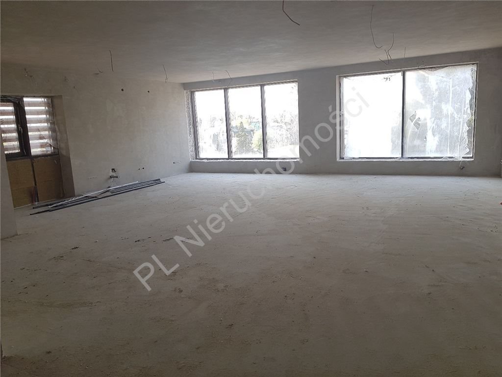600 m² w Ursusie z windą i ogrodem na dachu - polecam! Warszawa, Ursus  600m2 Foto 1