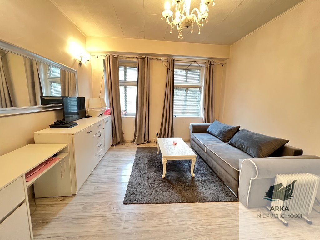 Inwestycja w sercu Szczecina: 2 mieszkania, kamienica, 51m² Szczecin, Centrum, Wielkopolska  51m2 Foto 1