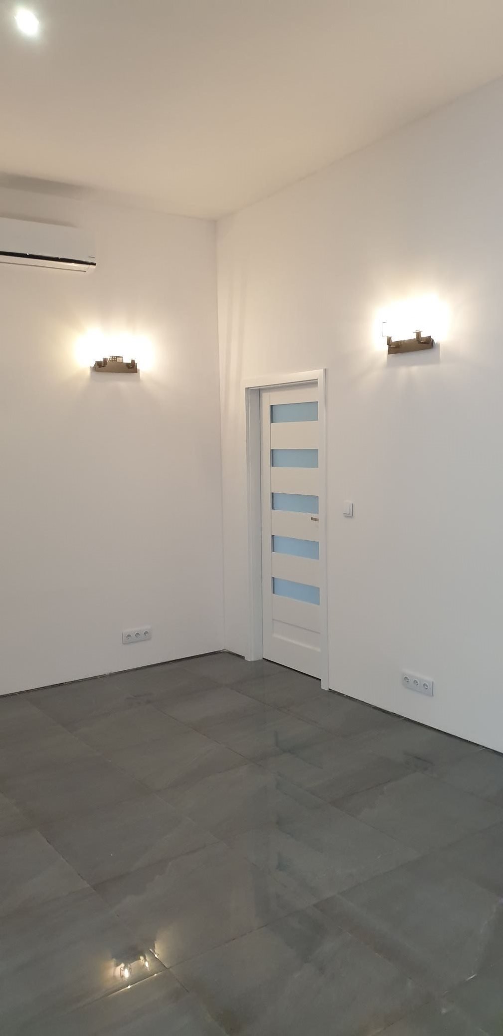 Lokal użytkowy na wynajem Gliwice, Centrum, Dworcowa 32  145m2 Foto 1