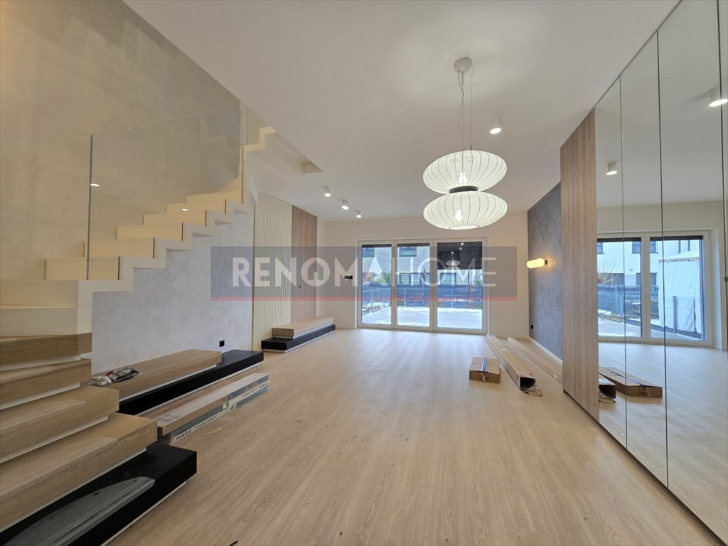 Nowoczesny dom szeregowy 101 m² z ogrodem w Smolcu Smolec  101m2 Foto 1